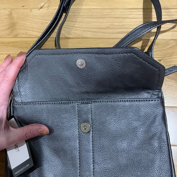 NWT Nine West cross body bag - Picture 3 of 4